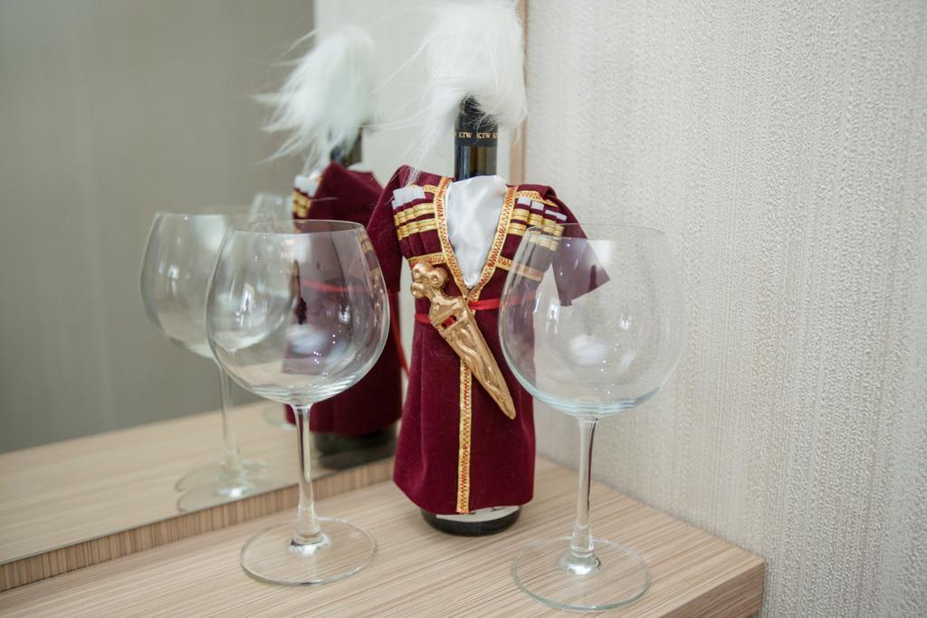 韦利宫酒店 第比利斯 外观 照片